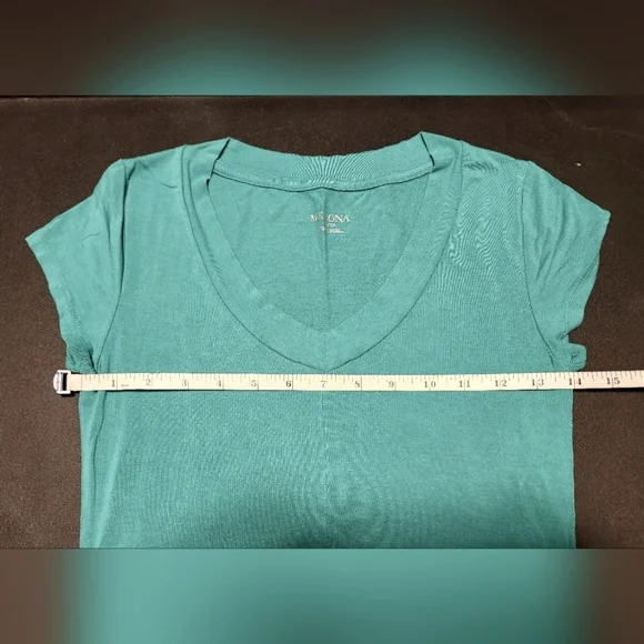 Merona V-Neck Tee - Picture 5 of 6